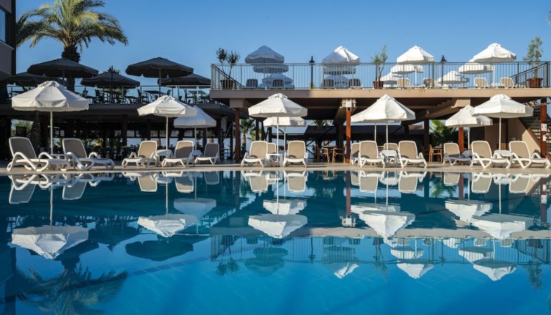 Piscina - Club Dizalya Hotel