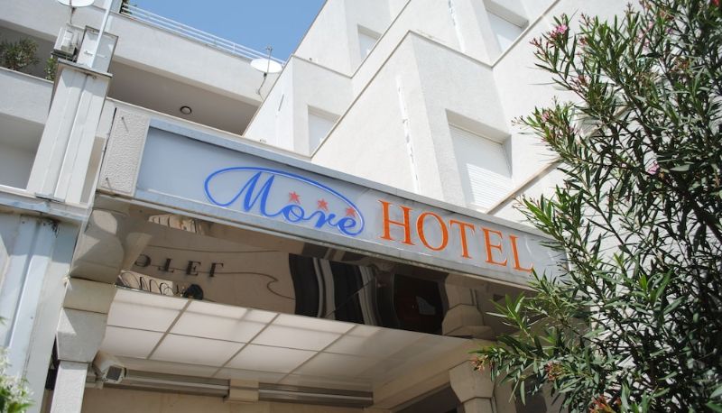 Info - Hotel More
