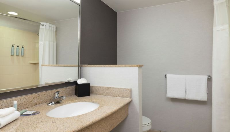 Room - Courtyard by Marriott Boston-South Boston