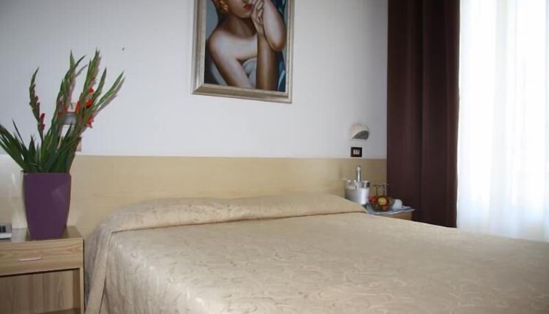 Chambre Standard - Hotel Esperia