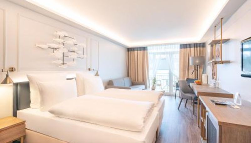 Camera - SEETELHOTEL Pommerscher Hof das Wellnesshotel im Herzen der Kaiserbäder mit direktem Zugang zur Wellnessoase Shehrazade