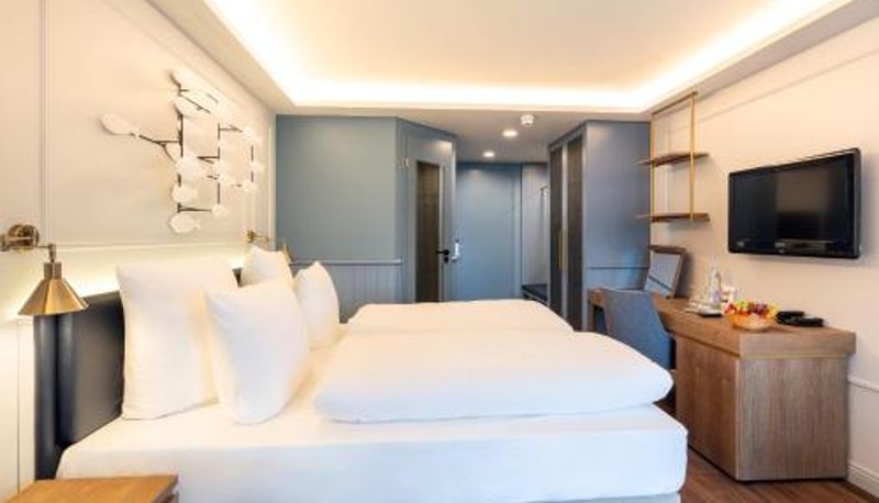Camera - SEETELHOTEL Pommerscher Hof das Wellnesshotel im Herzen der Kaiserbäder mit direktem Zugang zur Wellnessoase Shehrazade