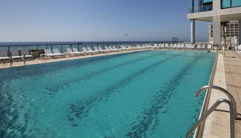 Piscina - Herbert Samuel Orchid Okeanos Suites