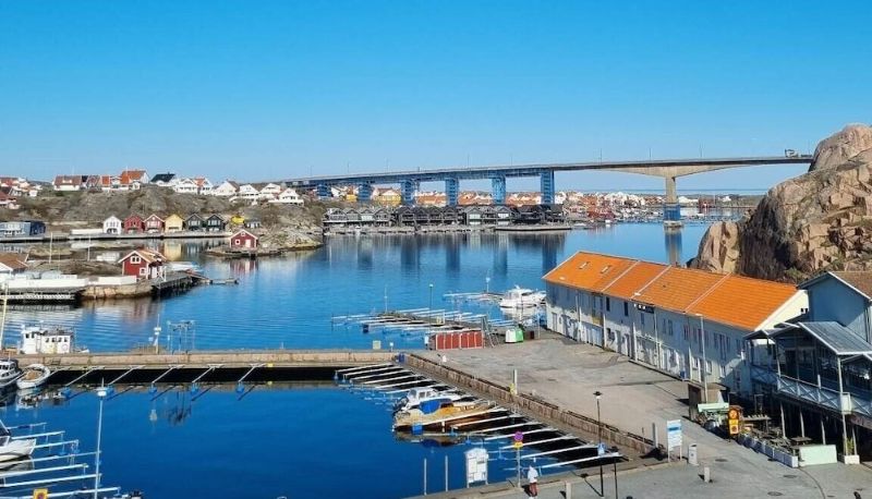 Info - Hotell Kungshamn Suites