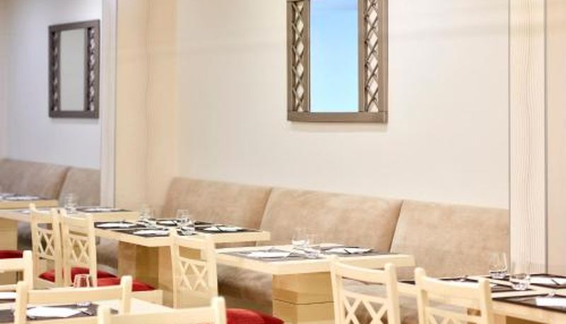 Restoran içinde kahvaltı salonu - Santa Eulalia Hotel & Spa