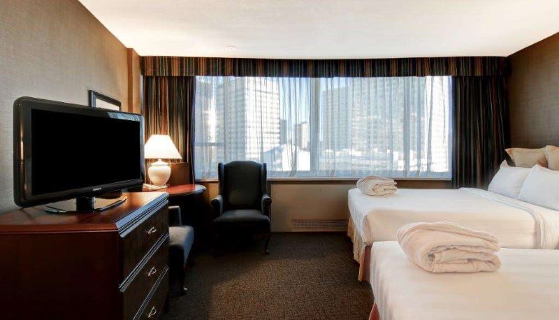 Zimmer - Chateau Lacombe Hotel