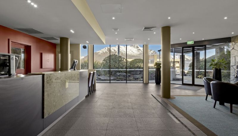 Hall - COPTHORNE HTL & APT QUEENSTOWN LAKEVIEW