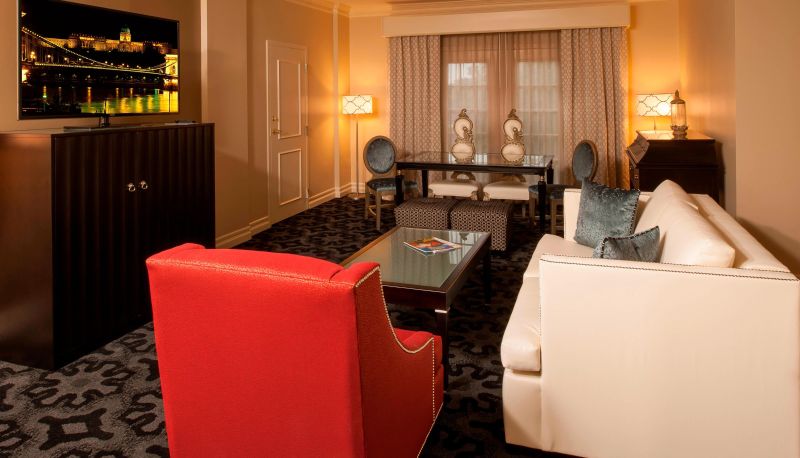 Zimmer - The Siena Hotel Autograph Collection