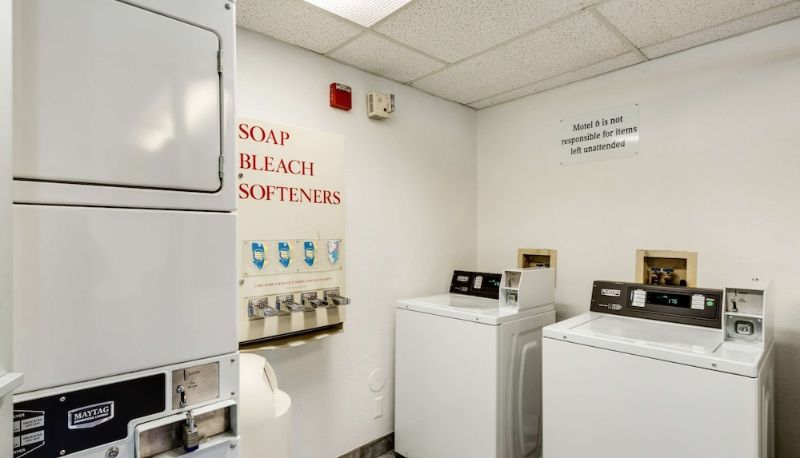 Info - WA - West Motel 6 Spokane