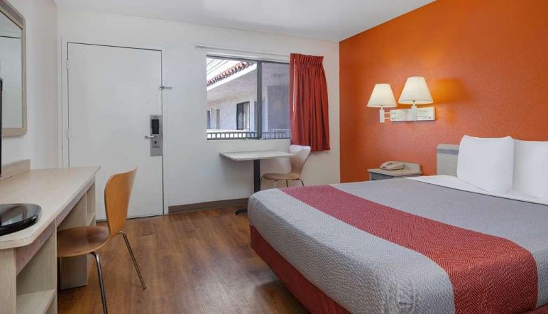 Camera standard (doppia) - Motel 6 Oceanside