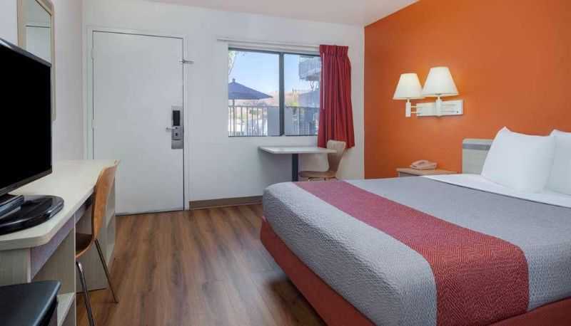 Camera standard (doppia) - Motel 6 Oceanside