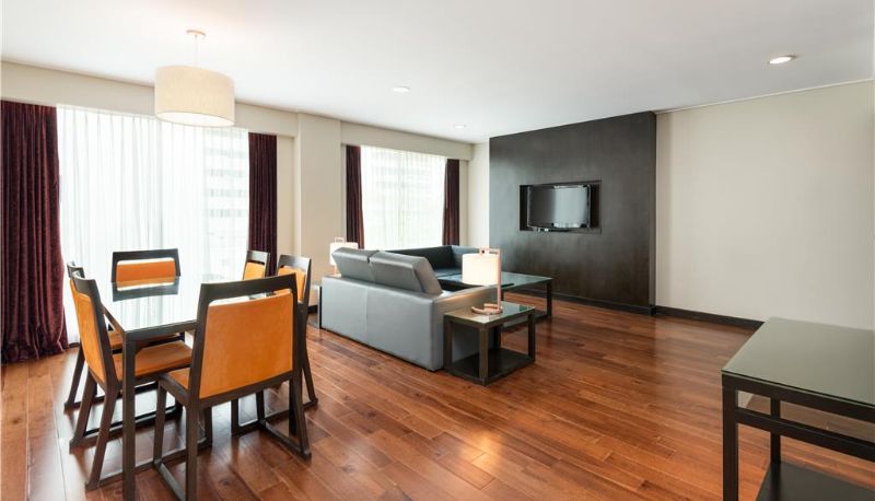 Suite - Radisson Suites Bangkok Sukhumvit