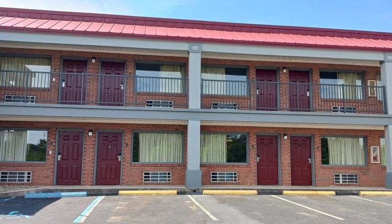 Info - Red Roof Inn & Suites Scottsboro