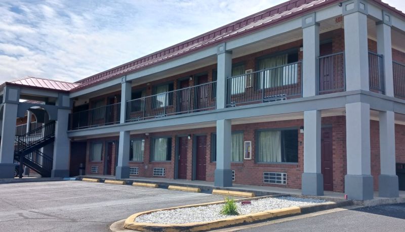 Info - Red Roof Inn & Suites Scottsboro