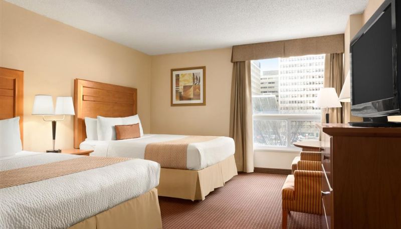 Room - Days Inn by Wyndham Edmonton Downtown