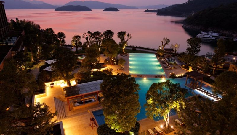 Piscina - InterContinental Hotels ONETHOUSAND ISLAND LAKE RESORT by IHG