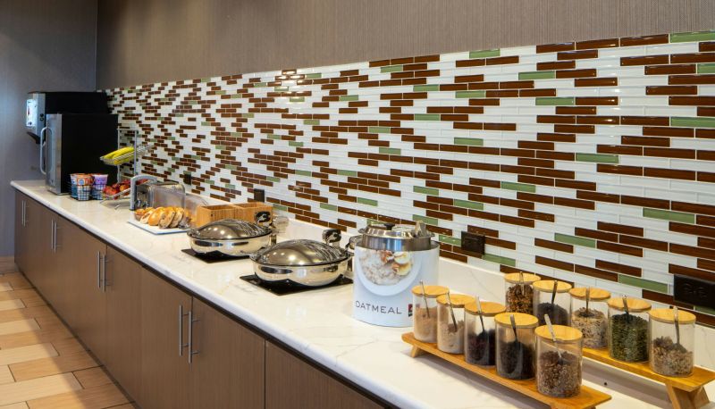 Restaurant - SpringHill Suites by Marriott Lake Charles