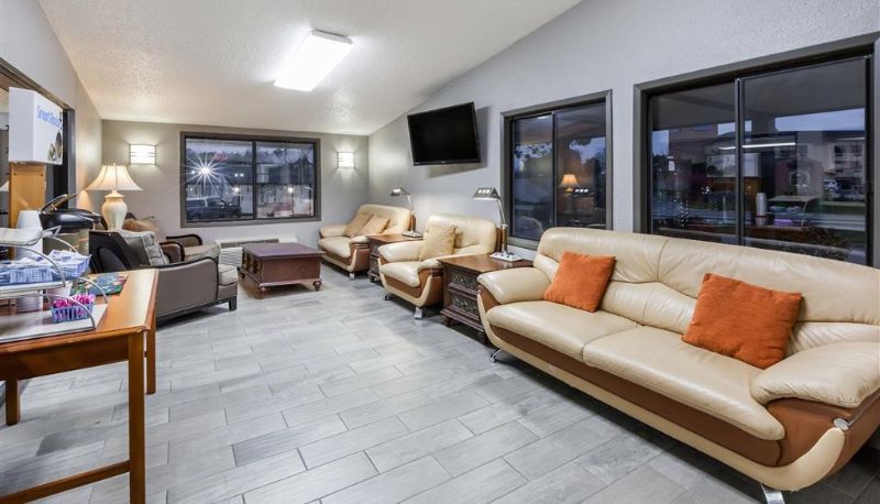 Lobby - GUESTHOUSE INN FORT SMITH