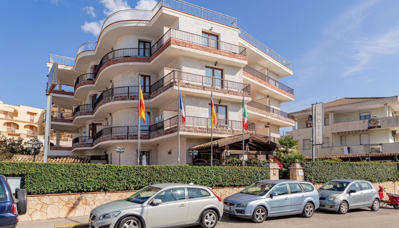Info - Hotel Villa Piras
