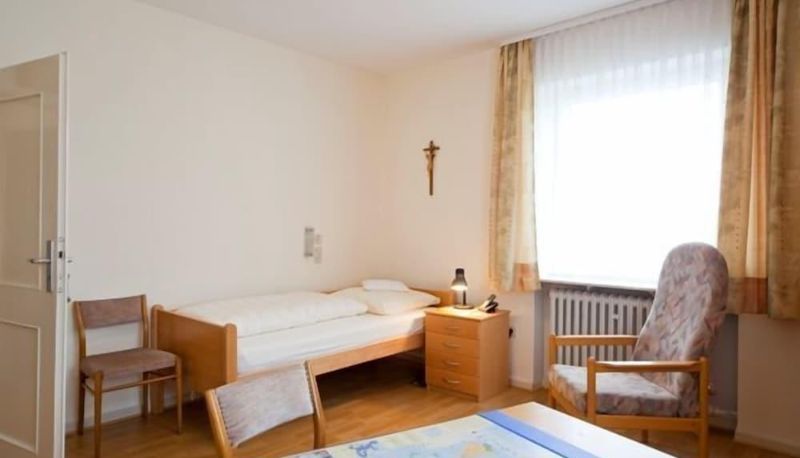 Camera standard - Kloster St Maria
