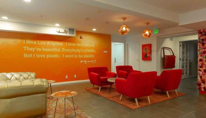 Hal - Shelter Hotel Los Angeles