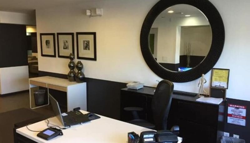 Hal - Shelter Hotel Los Angeles
