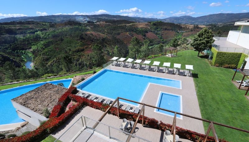 Piscina - Água Hotels Mondim de Basto Hotel e SPA