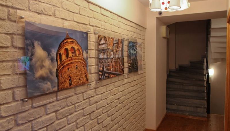 Info - Three Apples Suites and Hotel