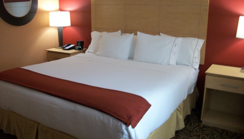 Camera - Holiday Inn Express CORTLAND by IHG