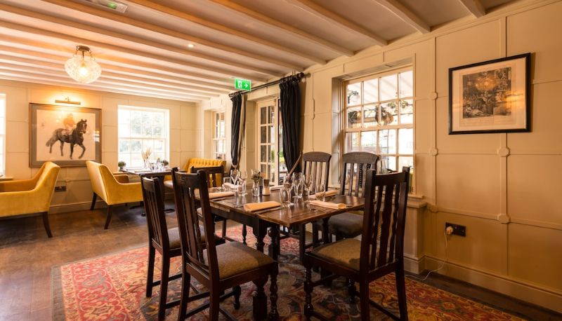 Ristorante - Queens Arms