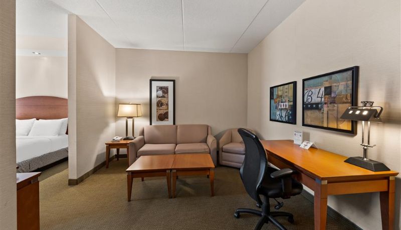 Zimmer - Best Western Plus Orangeville Inn & Suites