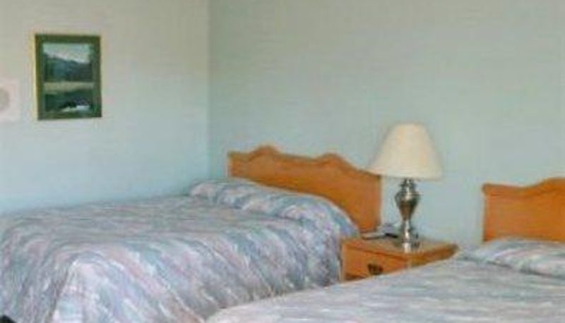 Zimmer - Pleasant Valley Motel