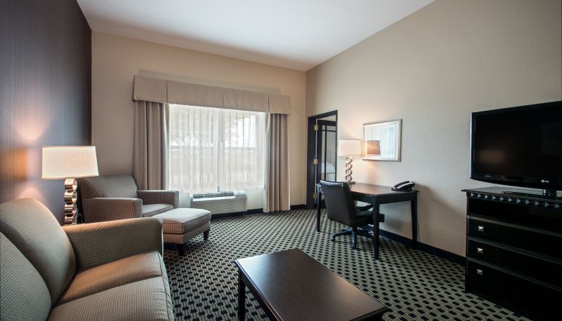 Camera - Holiday Inn Express & Suites GREEN BAY EAST by IHG