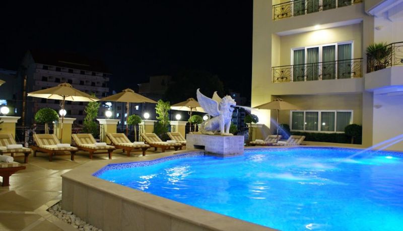 Pool - LK Residence