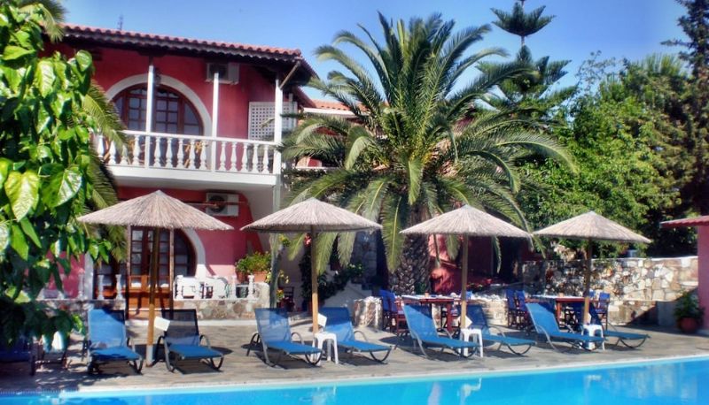Piscina - Ilios Studios