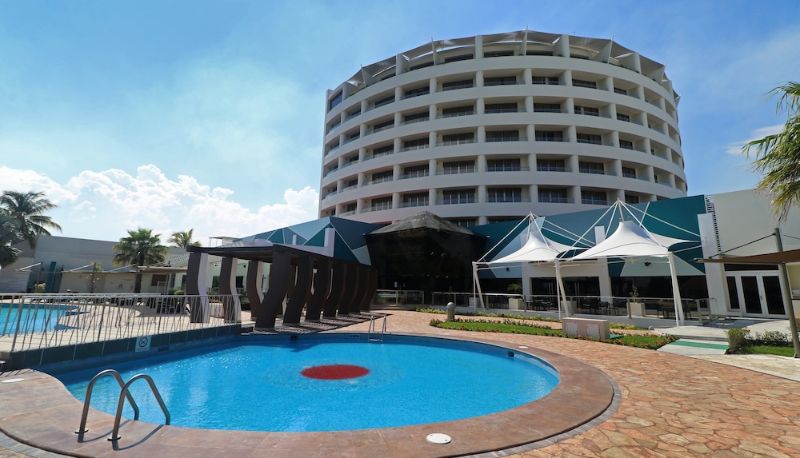 Pool - Holiday Inn TUXPAN - CONVENTION CENTER by IHG