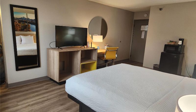 Kamer - Days Hotel by Wyndham University Ave SE
