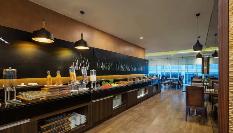 Ristorante - Hotel Santika BSD City Serpong