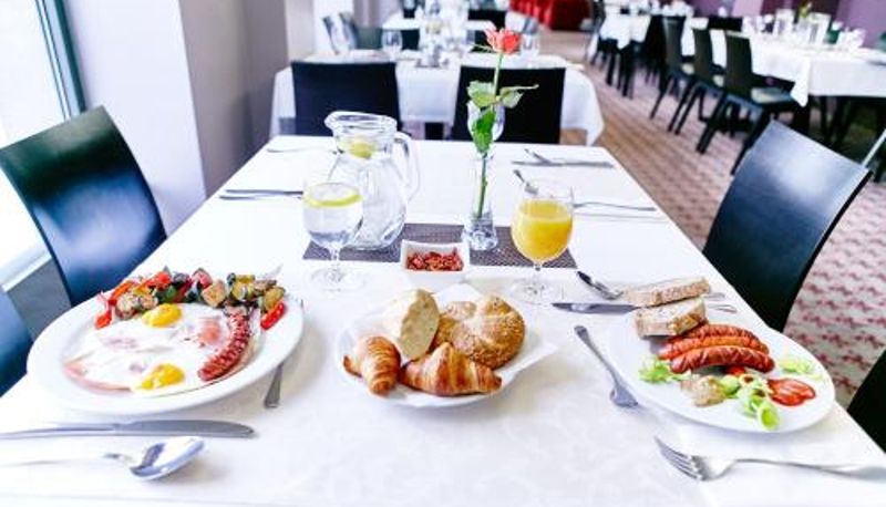 Restoran içinde kahvaltı salonu - Kongres Hotel Roca