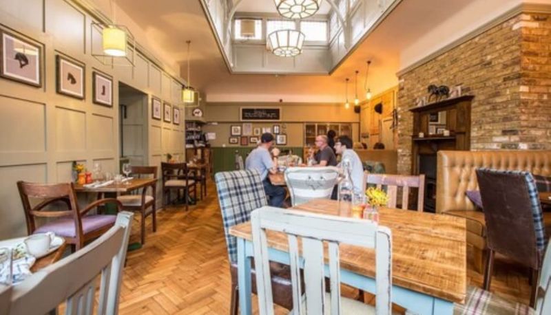 Restaurant - The Bear Hotel