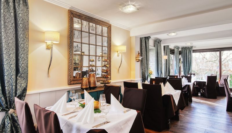 Restoran - Hotel-Restaurant Central am Königshof am Königshof