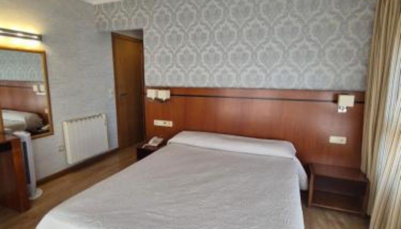 Bilgi - Hotel HHB Pontevedra Confort