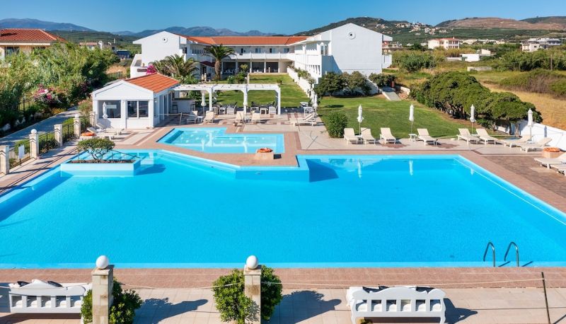 Bar - Mrs Chryssana Beach Hotel by GHH