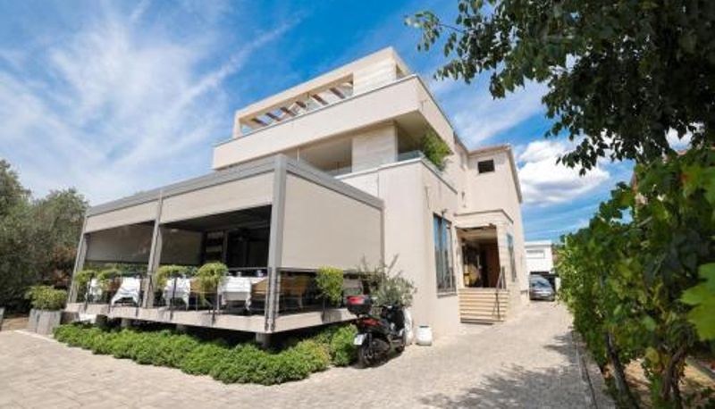 Info - Rooms & Restaurant Matanovi Dvori Restaurant & Rooms