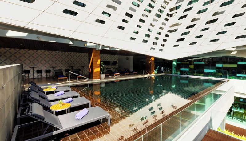 Pool - LiT BANGKOK Hotel