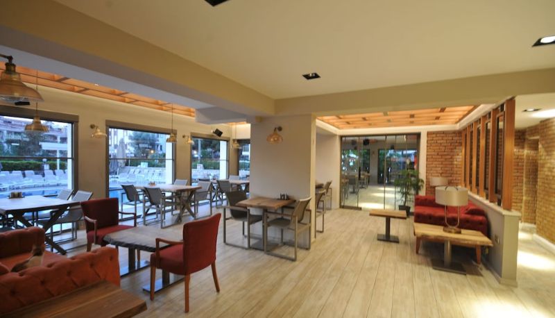 Hal - Greenpark Apartments