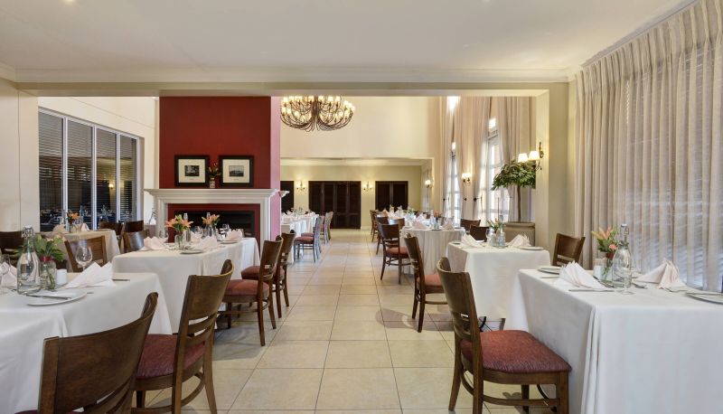Restaurant - Protea Hotel by Marriott Mahikeng