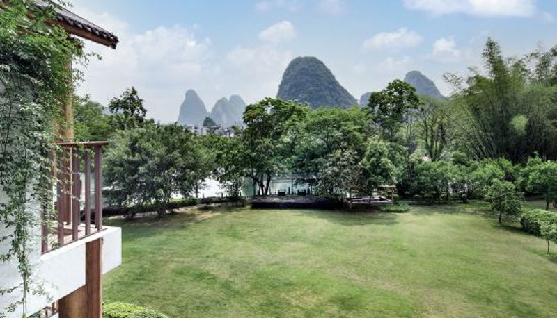 Widok wnętrza - Yangshuo Riverside Resort Hotel