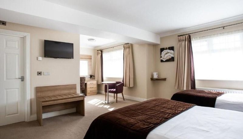 Apartamento - Ivanhoe Inn and Hotel