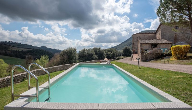 Basen - Castello Valenzino